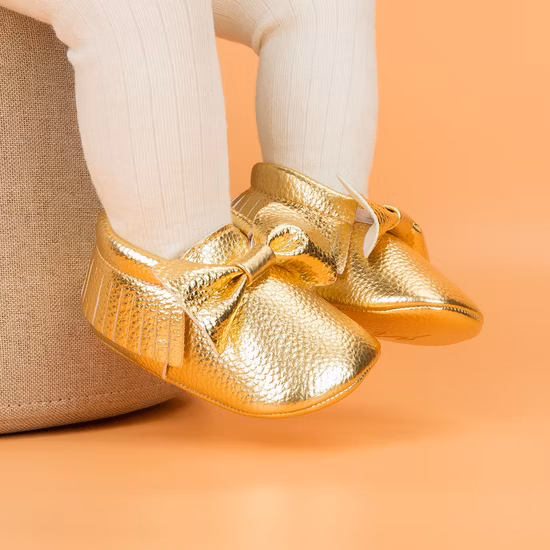 Recién llegados, venta al por mayor, vestido con lazo, cómodos zapatos de bebé para niñas pequeñas