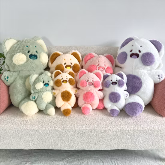 La felpa suave rellena linda del oso de peluche juega los deslizadores de encargo interiores de la casa formada Aniaml